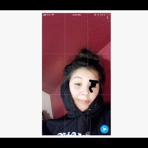 Meet your Posher, Macy